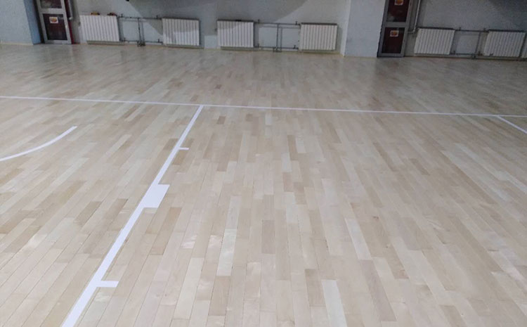 室內(nèi)籃球館運動木地板正確保養(yǎng)技巧