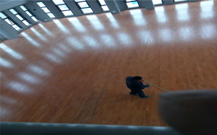 歐氏拼接板籃球場木地板一般多少錢？