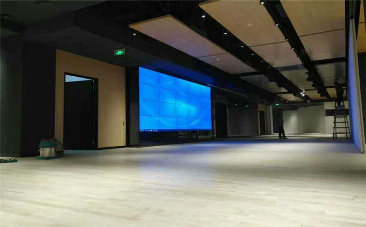 歐氏松木籃球場(chǎng)地木地板廠(chǎng)家哪家好？