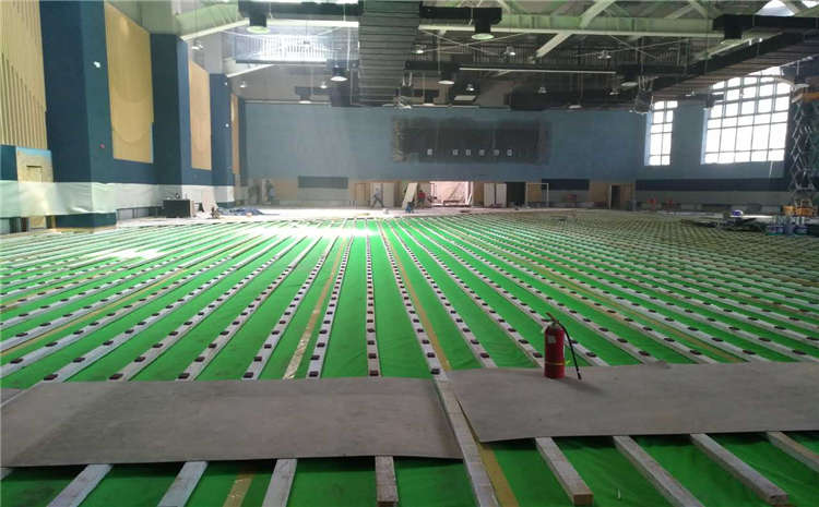 硬木企口舞臺(tái)實(shí)木地板多少錢一平米?