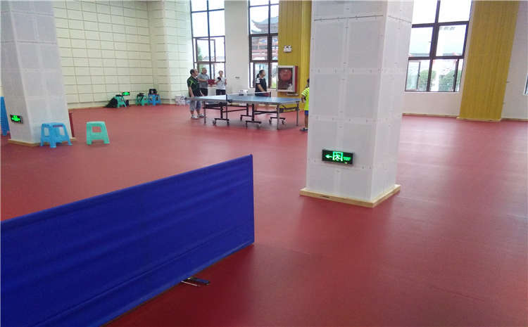 歐氏專業(yè)的實(shí)木運(yùn)動(dòng)地板每平米價(jià)格