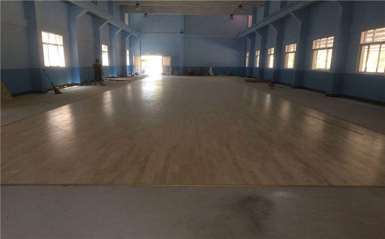 室內(nèi)運動木地板價格表