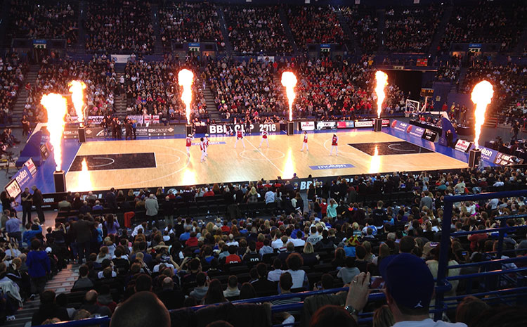 運(yùn)動(dòng)木地板價(jià)格一平方米多少錢(qián)?