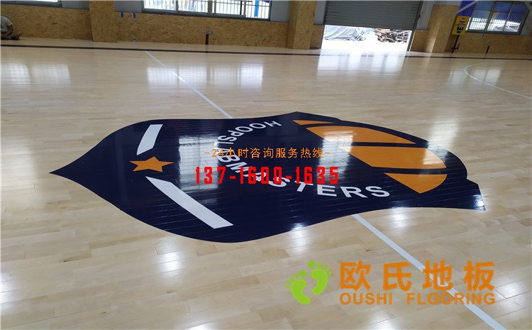 江蘇昆山市博瑞祥汽車(chē)籃球館木地板案例——?dú)W氏運(yùn)動(dòng)木地板廠家