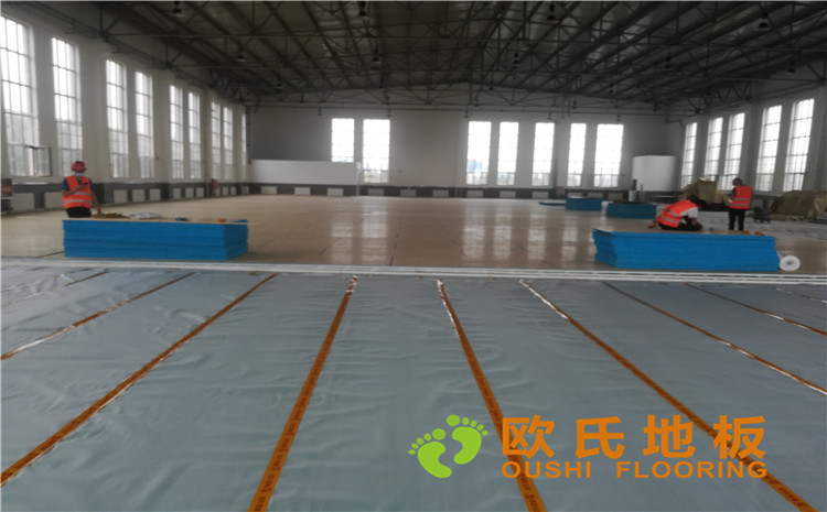 內(nèi)蒙古鄂爾多斯伊金霍洛旗神東專業(yè)化服務(wù)基地體育館木地板—?dú)W氏運(yùn)動(dòng)木地板廠家