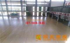 選購籃球木地板不能只看標(biāo)識