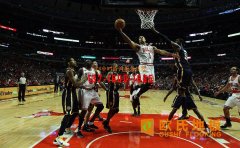 籃球運(yùn)動木地板清潔時用什么拖把比較好？