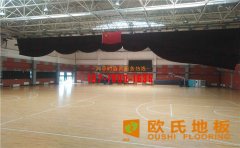 體育館木地板選擇專業(yè)的，準(zhǔn)沒錯(cuò)！